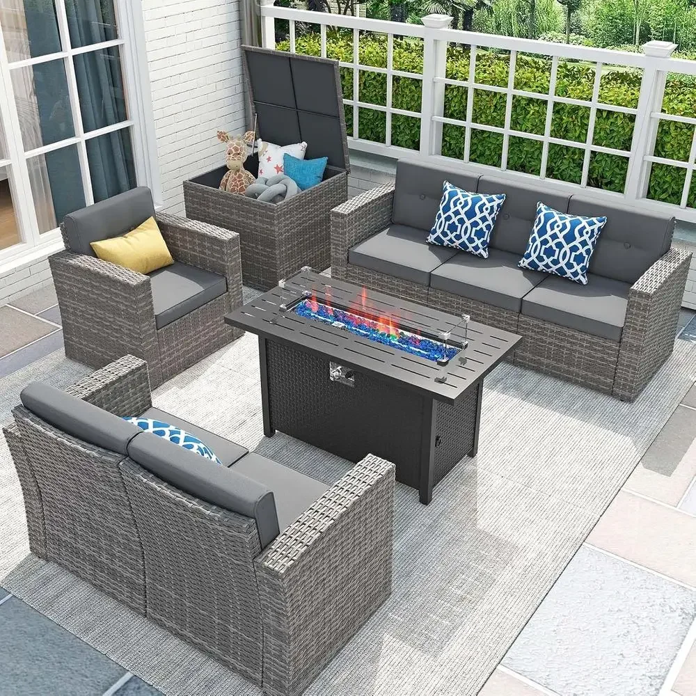 Outdoor Furniture And Fire Pit - Set di Mobili da Giardino in